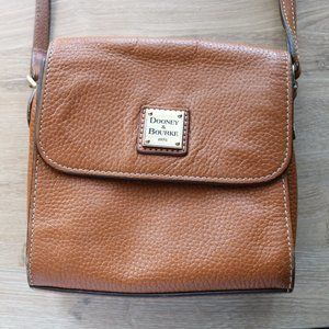 Dooney & Bourke Crossbody Bag
